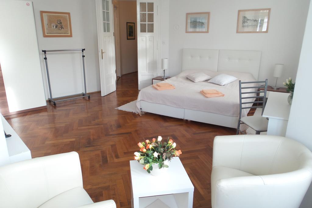 Apartment Sonata Split Quarto foto