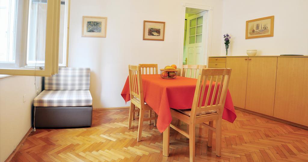 Apartment Sonata Split Quarto foto